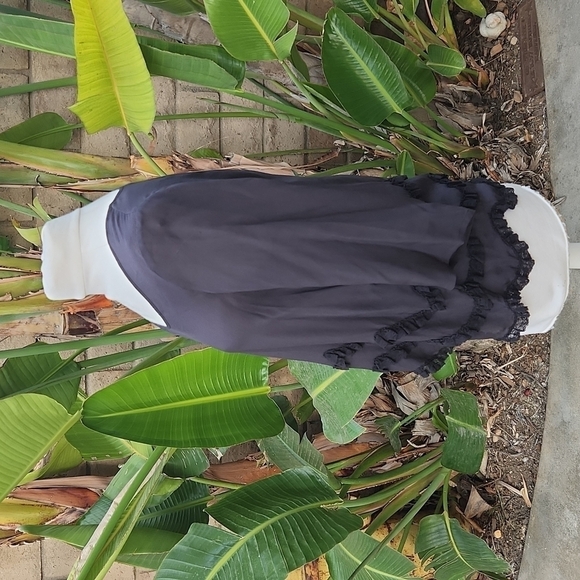 The GREAT. size 1 small black silk ruffle blouse - Picture 3 of 10